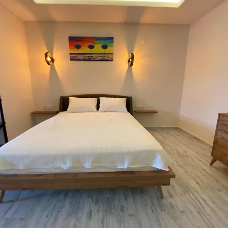 Nakas Suites Apartamento